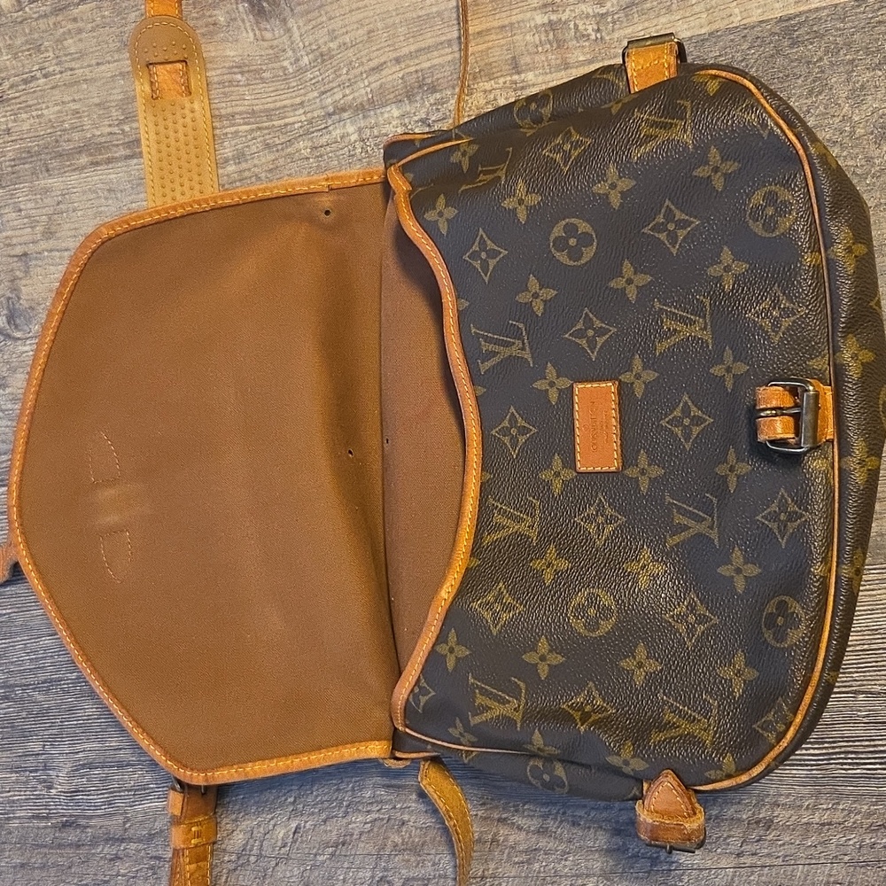 Louis Vuitton Saumur Brown Monogram Crossbody Shoulder Bag Double - Picture 11 of 17